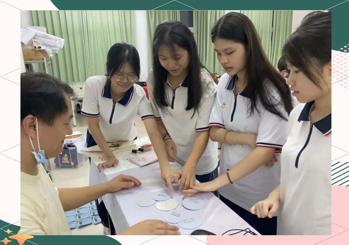 选手们在比赛中呈现出专业水平和技艺的华丽姿态的简单介绍