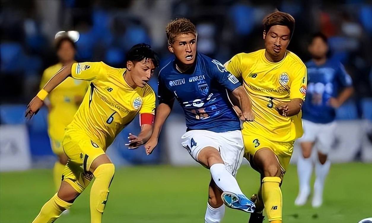 包含川崎前锋阵容整合，亚冠比赛表现稳固的词条
