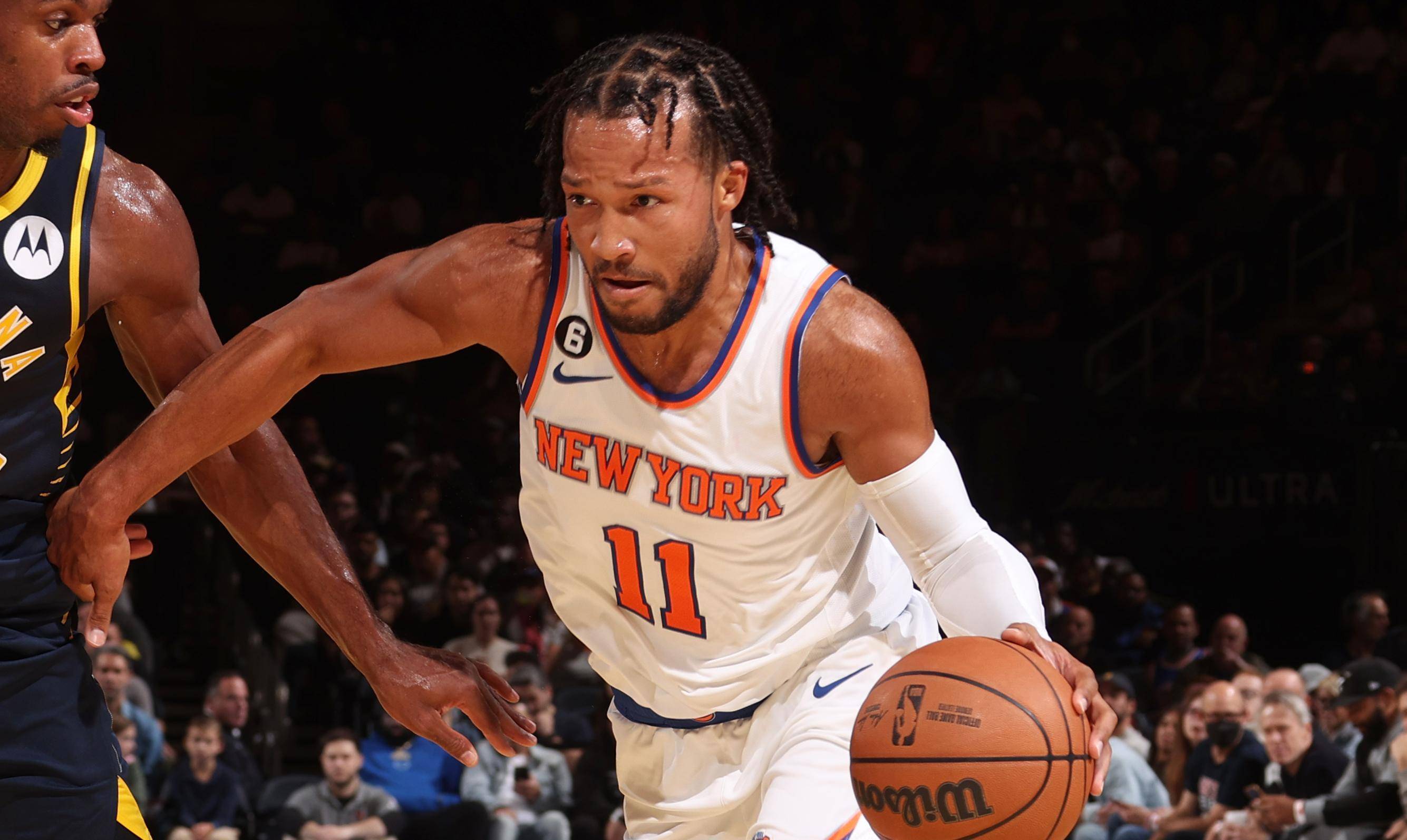 尼克斯出其不意破敌，客场取胜领先