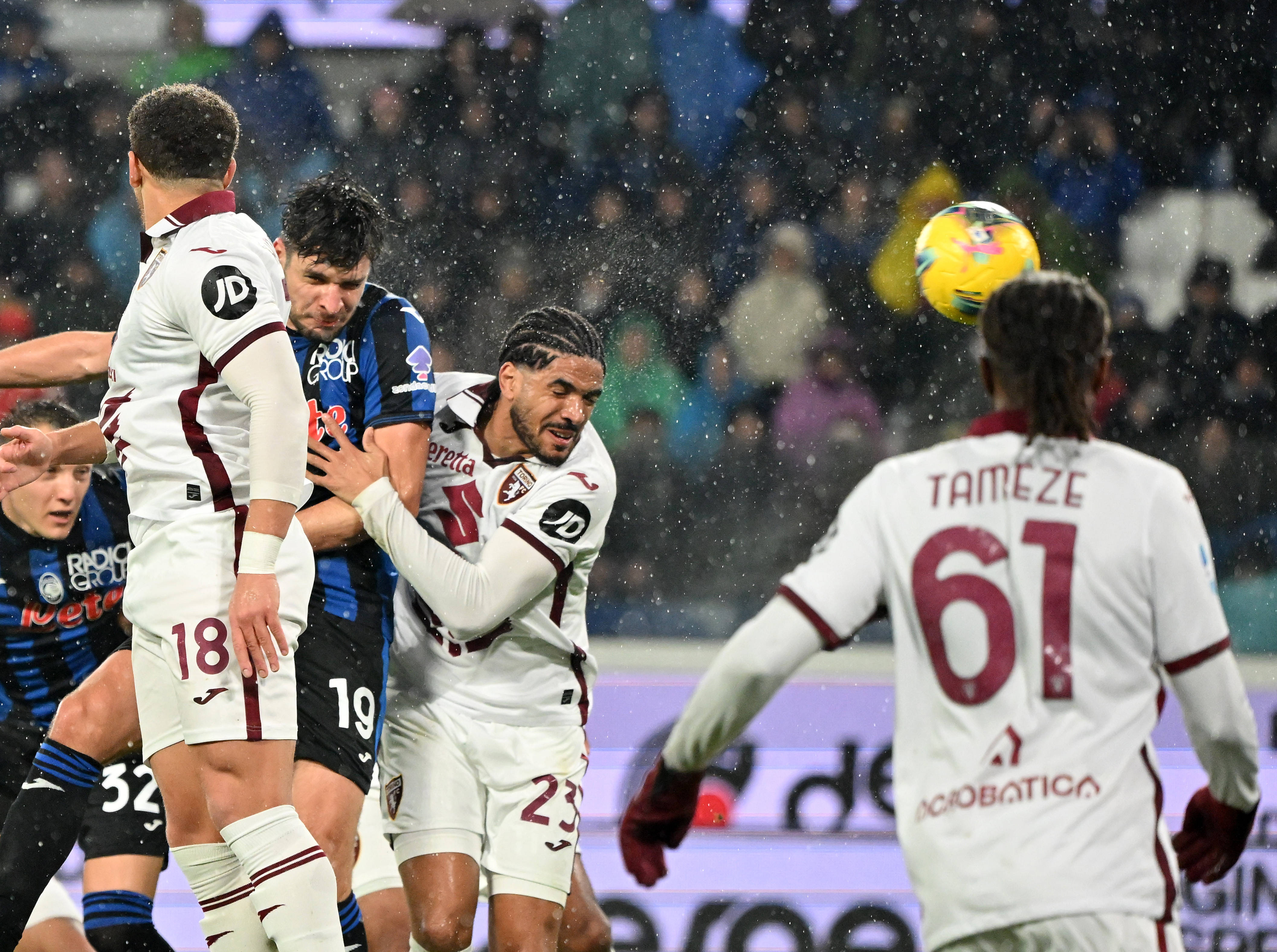 亚特兰大主场大胜，继续追赶前几名的简单介绍