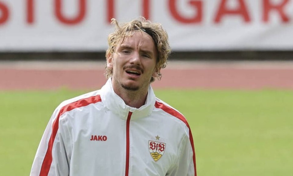 关于斯图加特后卫说客场作战，需备战艰难的信息