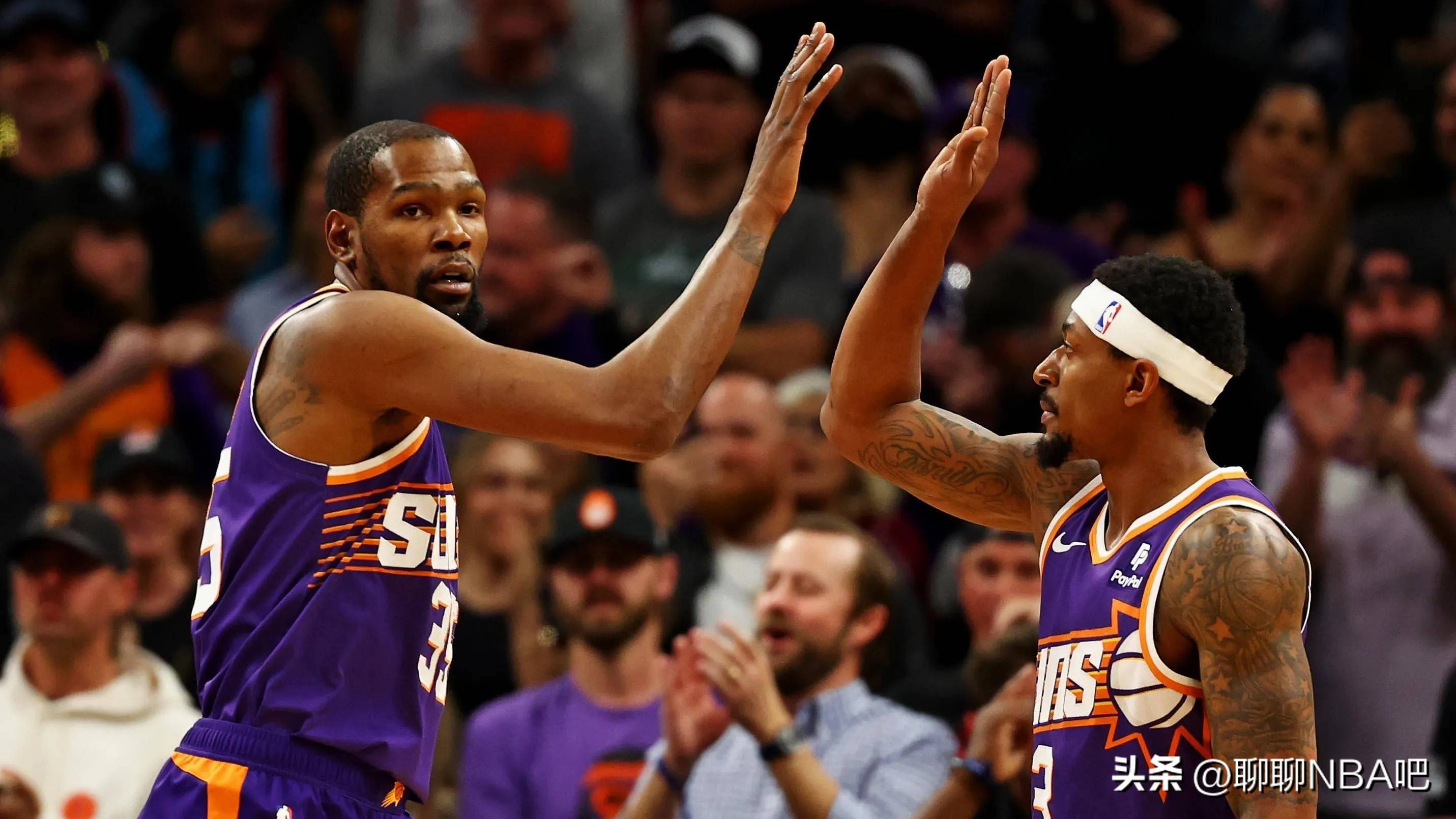 火箭主场击败国王，领跑西部
