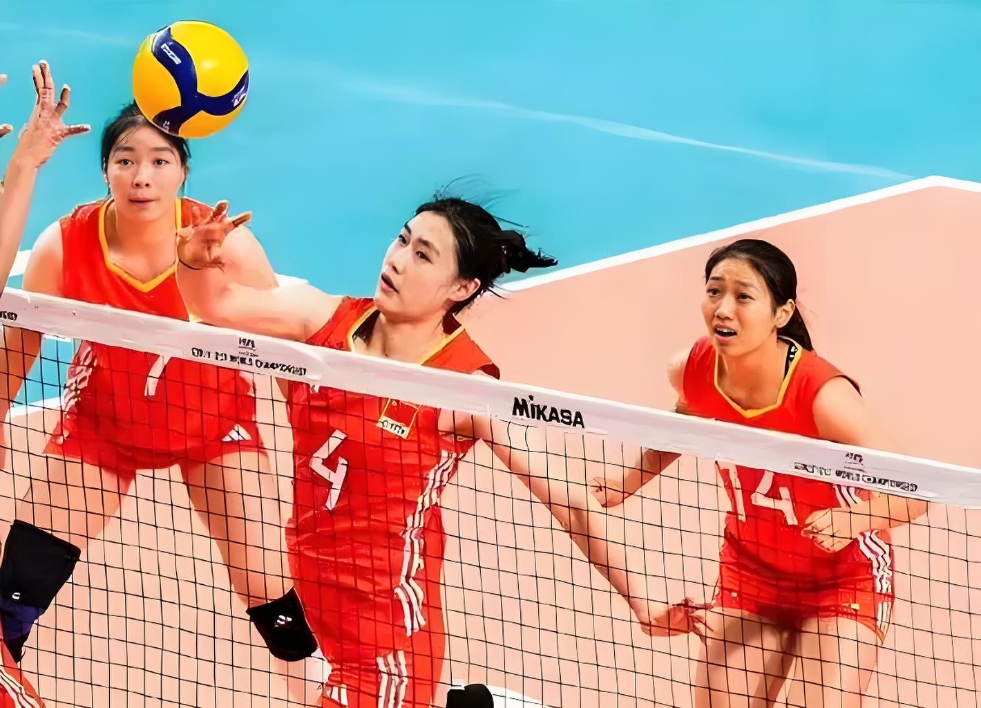 C9轻取V5，Kanavi团战一打五峡谷大战八强赛，锁定晋级资格的简单介绍