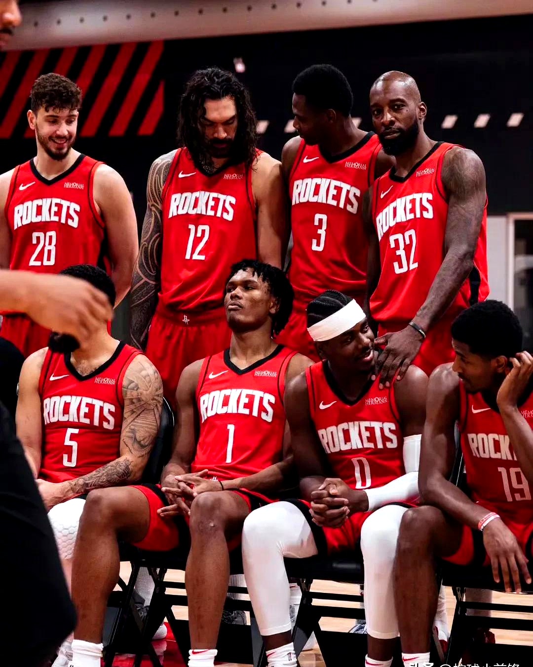 火箭队击败梦想队，积极备战下一场比赛