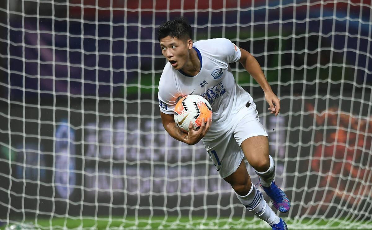 开云体育中国-天津泰达逼平一方,双方拼尽全力战局激烈