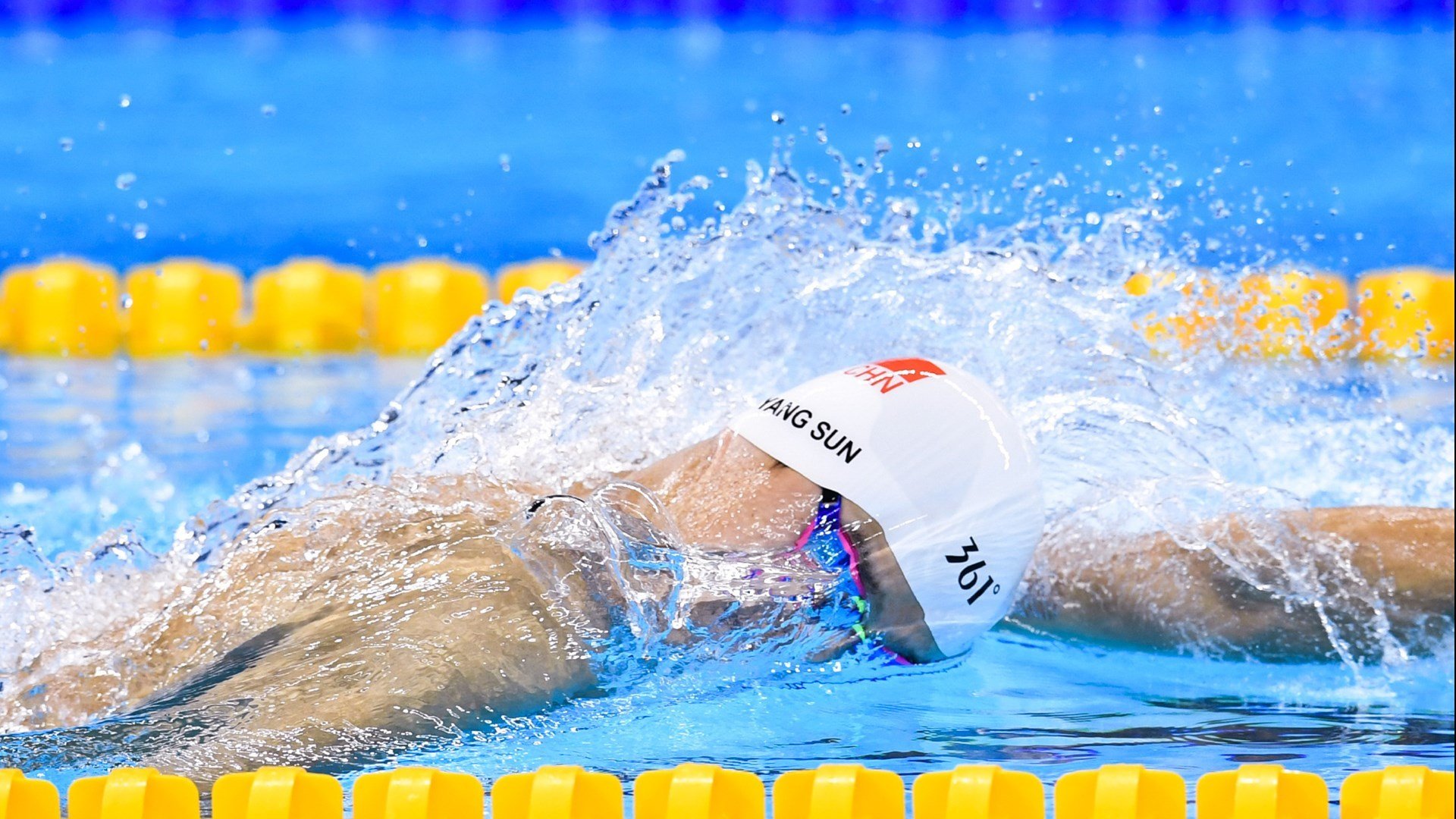 十年河西，三天河东，鲁德在戴维斯杯上点燃的，不只是赛场