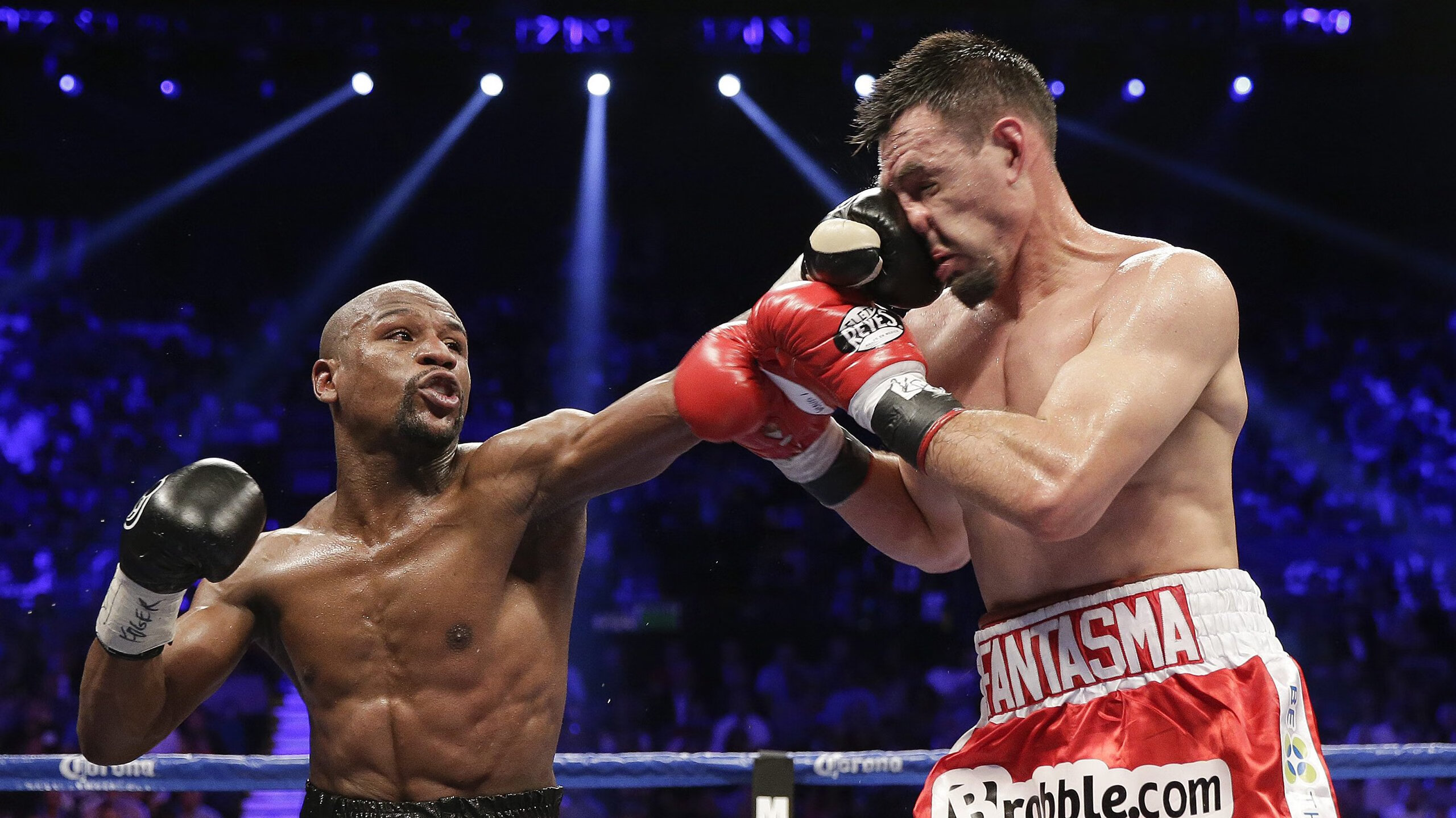 黑红风暴席卷赛场,凯恩主宰战局,奥地利惊天逆转美国